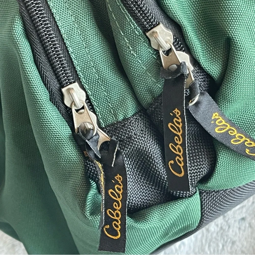 Cabela's Durable Nylon Catch-All Gear Bag Small Duffle Multi-Pocket Army Green